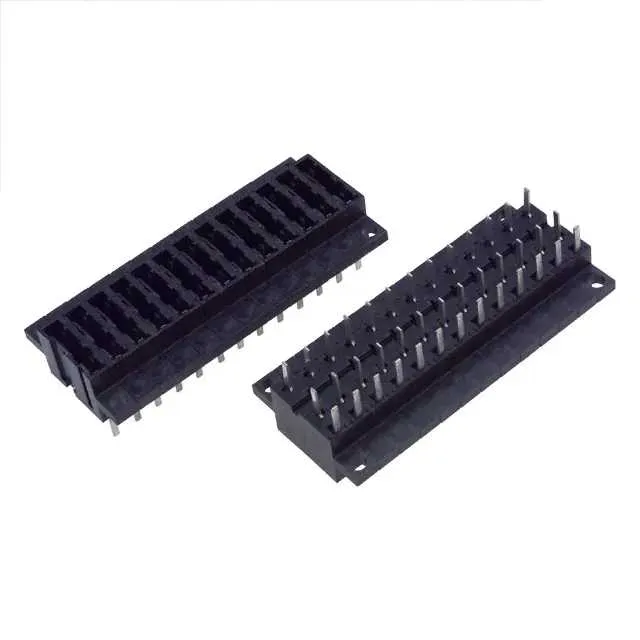 04820013ZXP (FUSE HLDR BLADE 125V 15A PNL MNT)