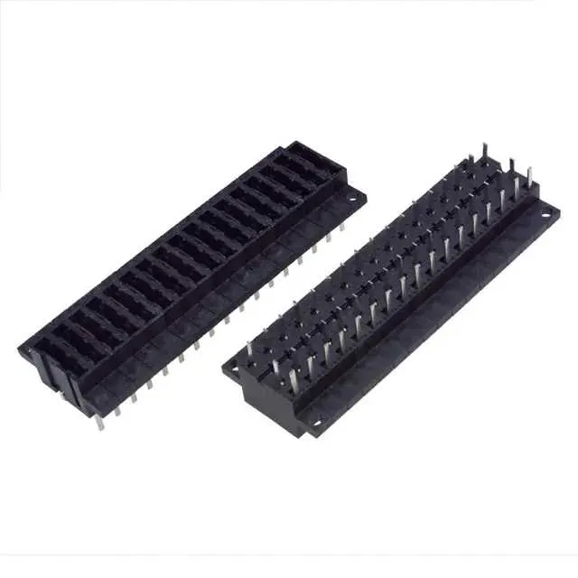04820017ZXP (FUSE HLDR BLADE 125V 15A PNL MNT)