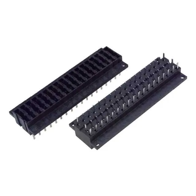 04820018ZXP (FUSE HLDR BLADE 125V 15A PNL MNT)