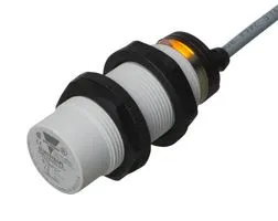 EC3025TBAPL (емкостные датчики приближения) - Карло Гавацци