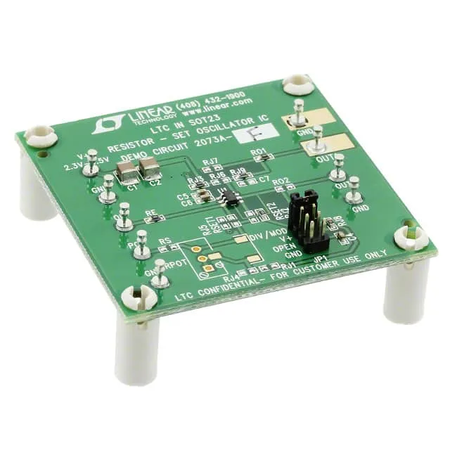DC2073A-F (DEMO BOARD OSC TRIPLE FIXED)