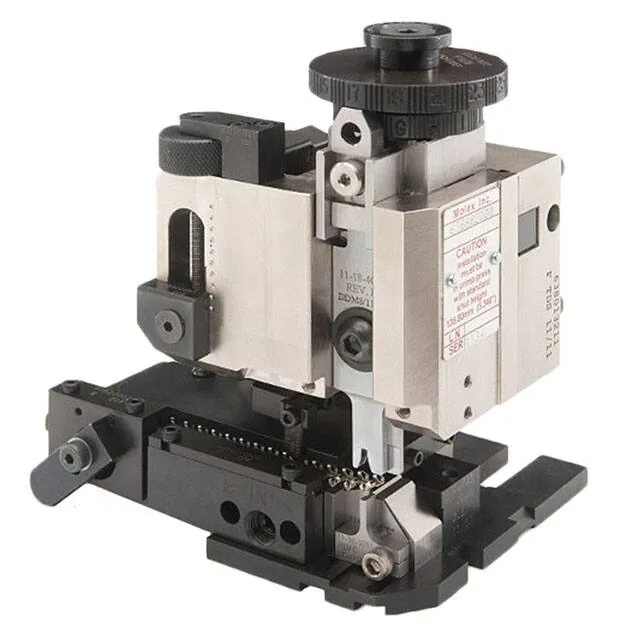 0638688000 (TOOL PRESS APPLICATOR 14-16AWG)