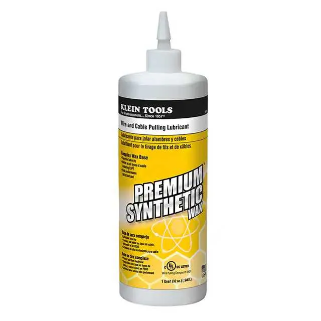 56117 (SYNTHETIC WAX, ONE-QUART SQUEEZE)