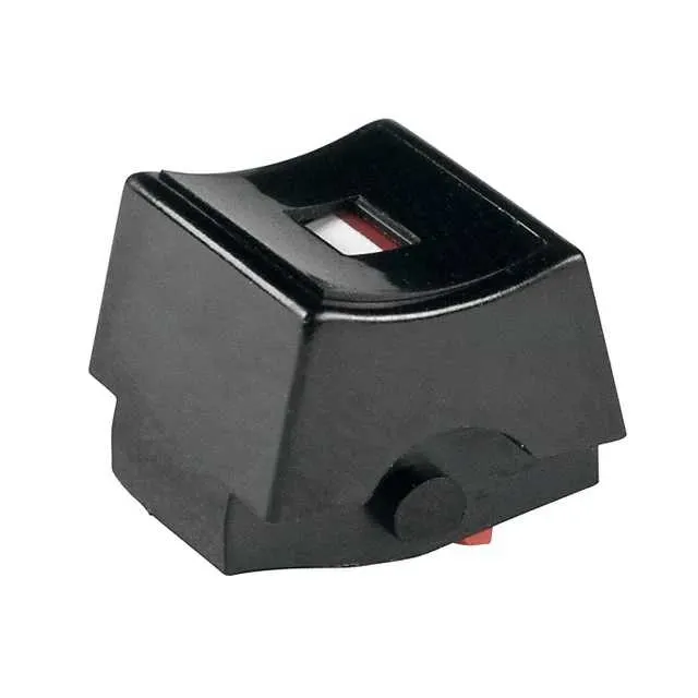 AT466 (CAP ROCKER RECT BLK/RED/WHT LENS)