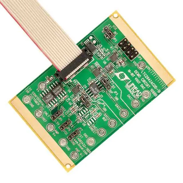 DC1096B (BOARD EVAL FOR LTC2641/2)