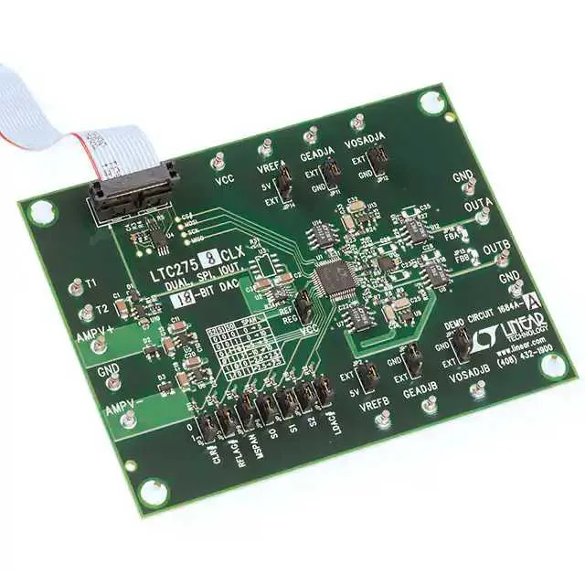 DC1684A-A (BOARD DAC LTC2758)
