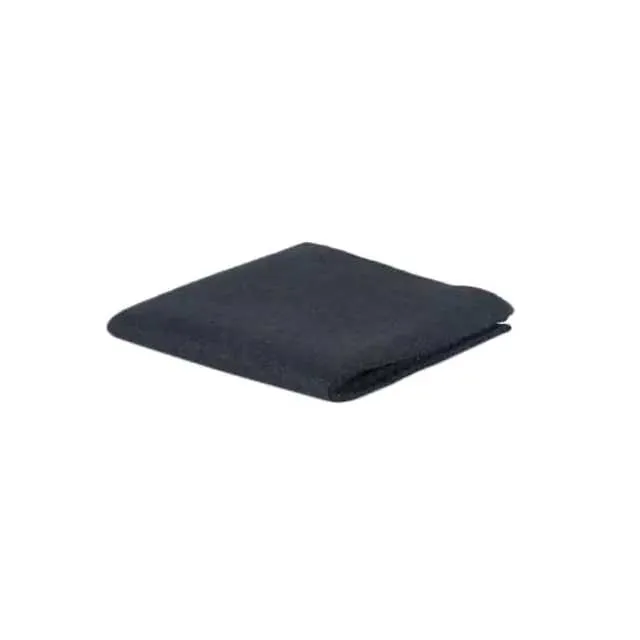 DGB18.0BK (DRAGON BLANKET 18 X 18"")