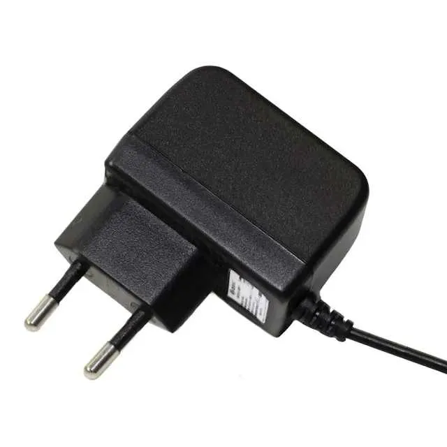 SWI3-5-E-P5 (AC/DC WALL MOUNT ADAPTER 5V 3W)