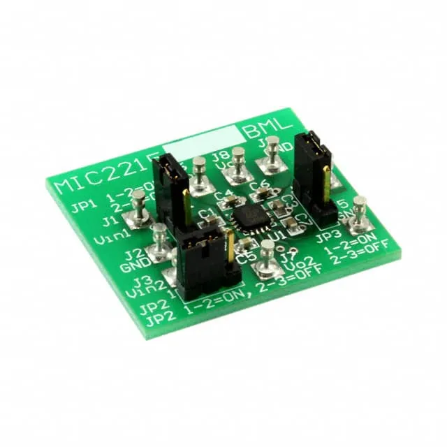 MIC2215-PPPBML-EV (EVAL BOARD TRIPLE CAP LDO)