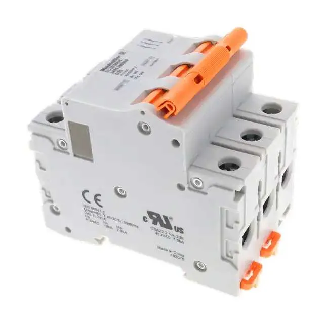 SU3D30UC (CB PROTECTOR 1077 3P D 30A ACDC)