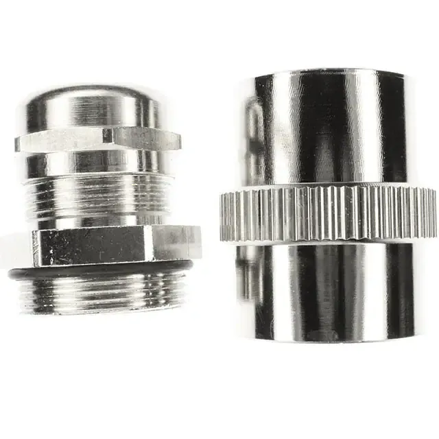 UT020JCS (CONN BACKSHELL W/CLAMP SZ20 PG21)