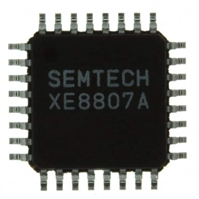 XE8807AMI026TLF (IC MCU LOW PWR MTP FLASH 32-TQFP)